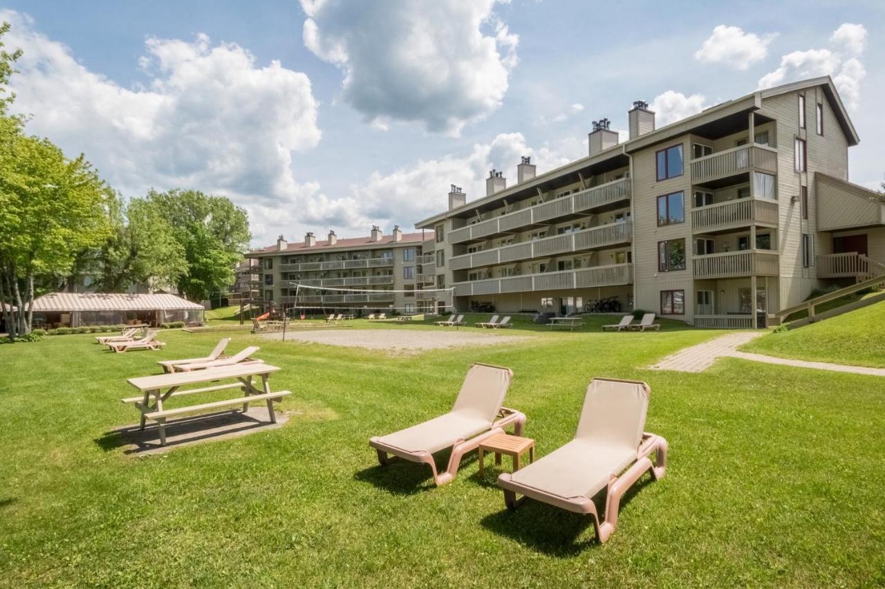 Location Tourisme Estrie - Oberge Du Village Magog Exterior foto